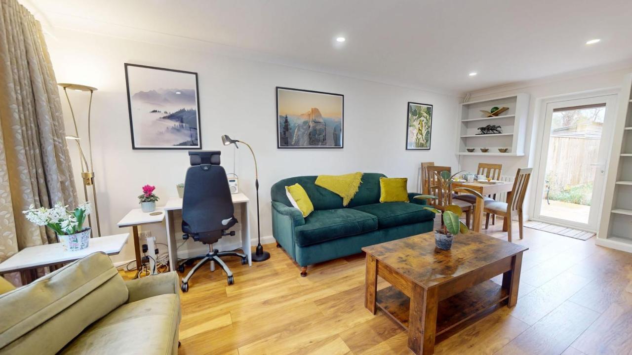 Cherry Tree Cottage — 4-Star Luxury Hotel in Bicester, United Kingdom