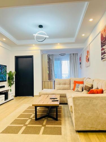 Phare's 1BR with AC & Rooftop Swimming Pool Westlands