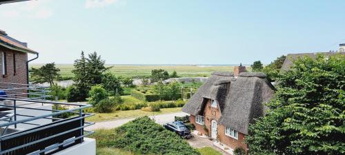 Haus Quisisana FeWo Nr 22 — 4-Star Luxury Hotel in Sankt Peter-Ording, Germany