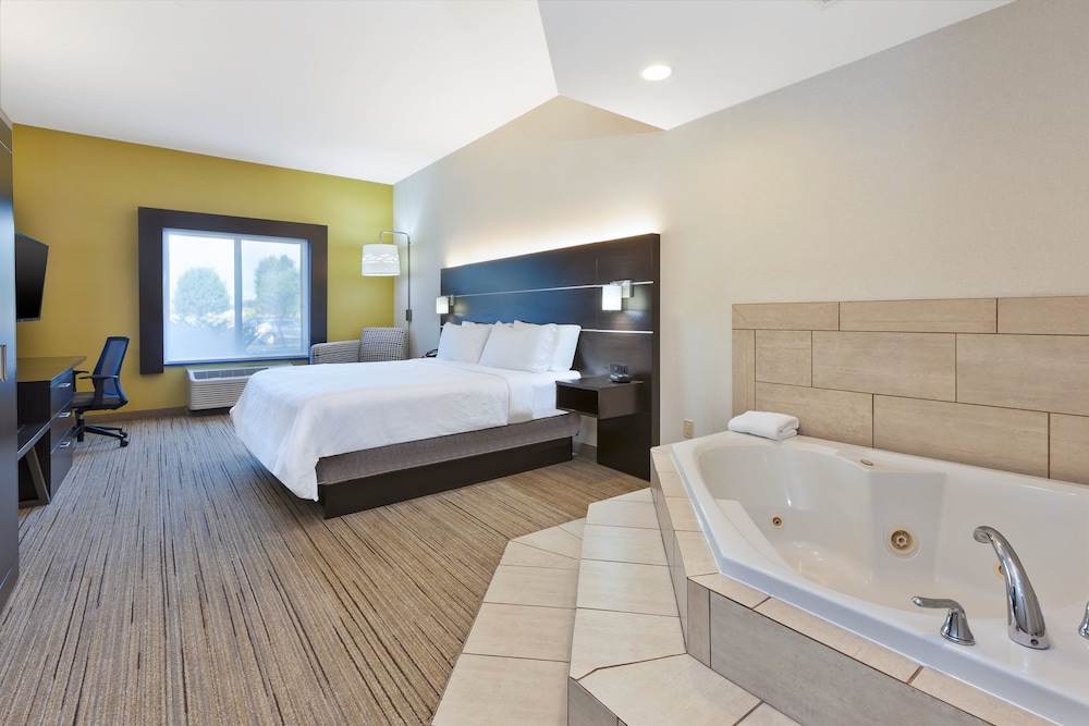 Holiday Inn Express Hotel & Suites Cleveland Richfield an IHG Hotel - photo 4