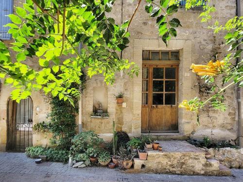 Les Voutes du Vieux Village — hotel in Lauris