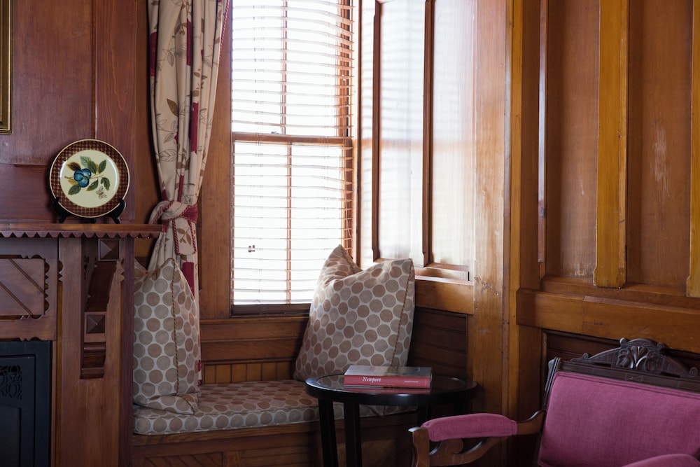 Castle Hill Inn - photo 35