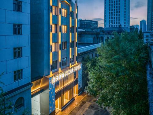 Atour Hotel Tianjin Jinwan Square Fifth Avenue in Tianjin, People's Republic of China