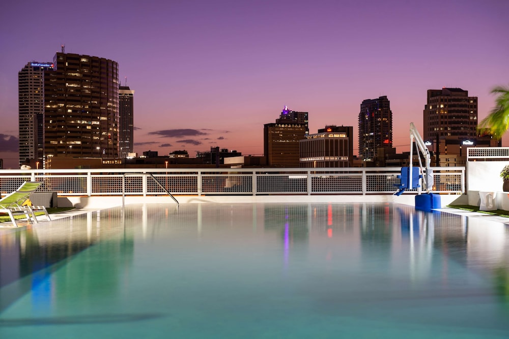 Home2 Suites by Hilton Tampa Downtown Channel District - photo 44