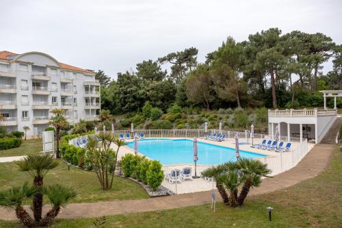 Appartement les Sables d'Olonne Le Château d'Olonne 3 pièces 4 Personnes FR 1 485 31 — 4-Star Luxury Hotel in Chateau-D'olonne, France
