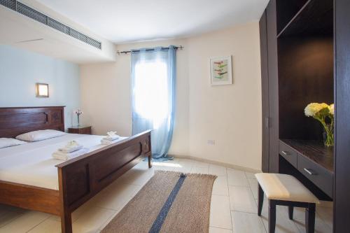 Protaras Seafront Villa Infinte Aretousa