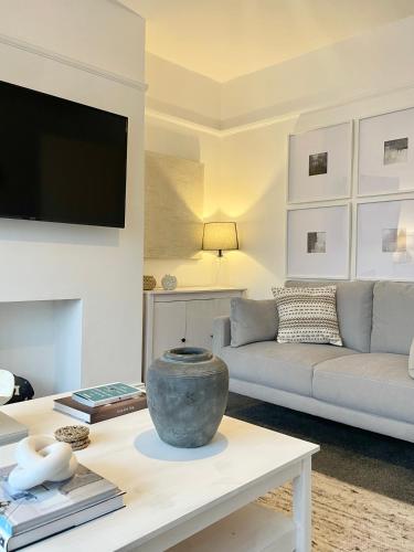 Windsor Cottage — 4-Star Luxury Hotel in Amble, United Kingdom