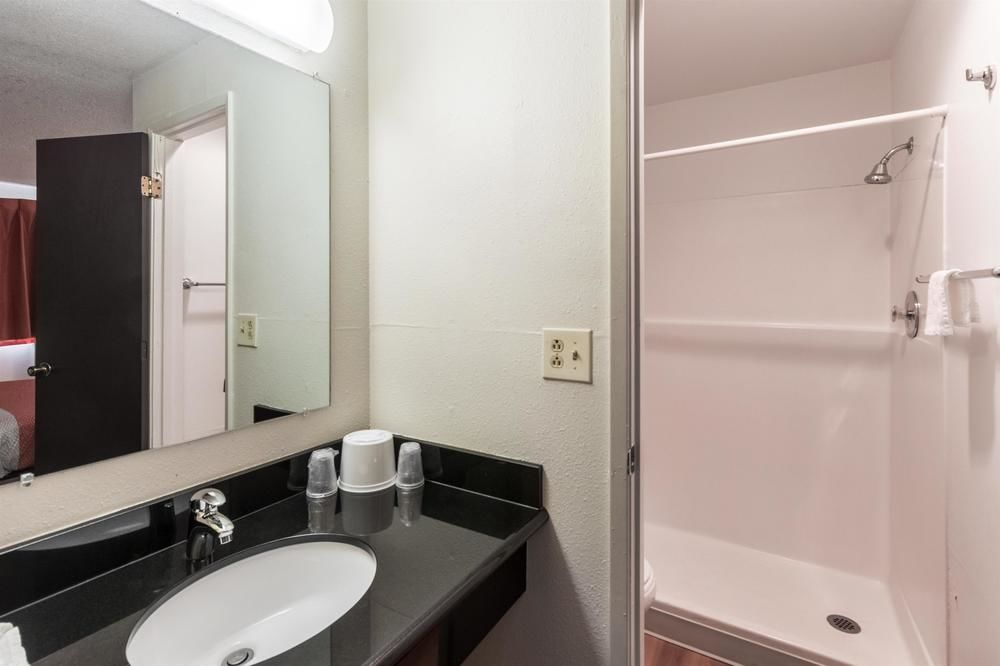 Motel 6 McMinnville - photo 26