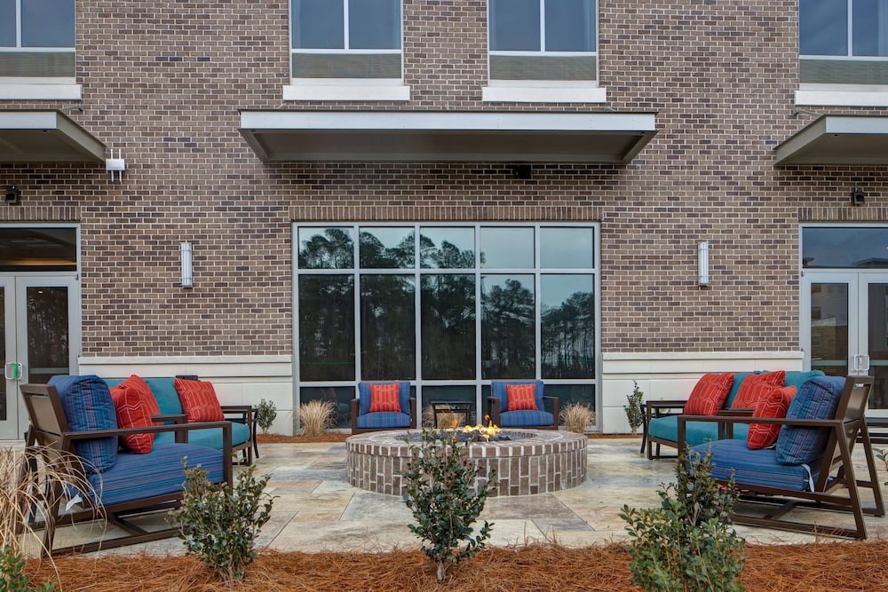 Hilton Garden Inn Summerville - photo 54