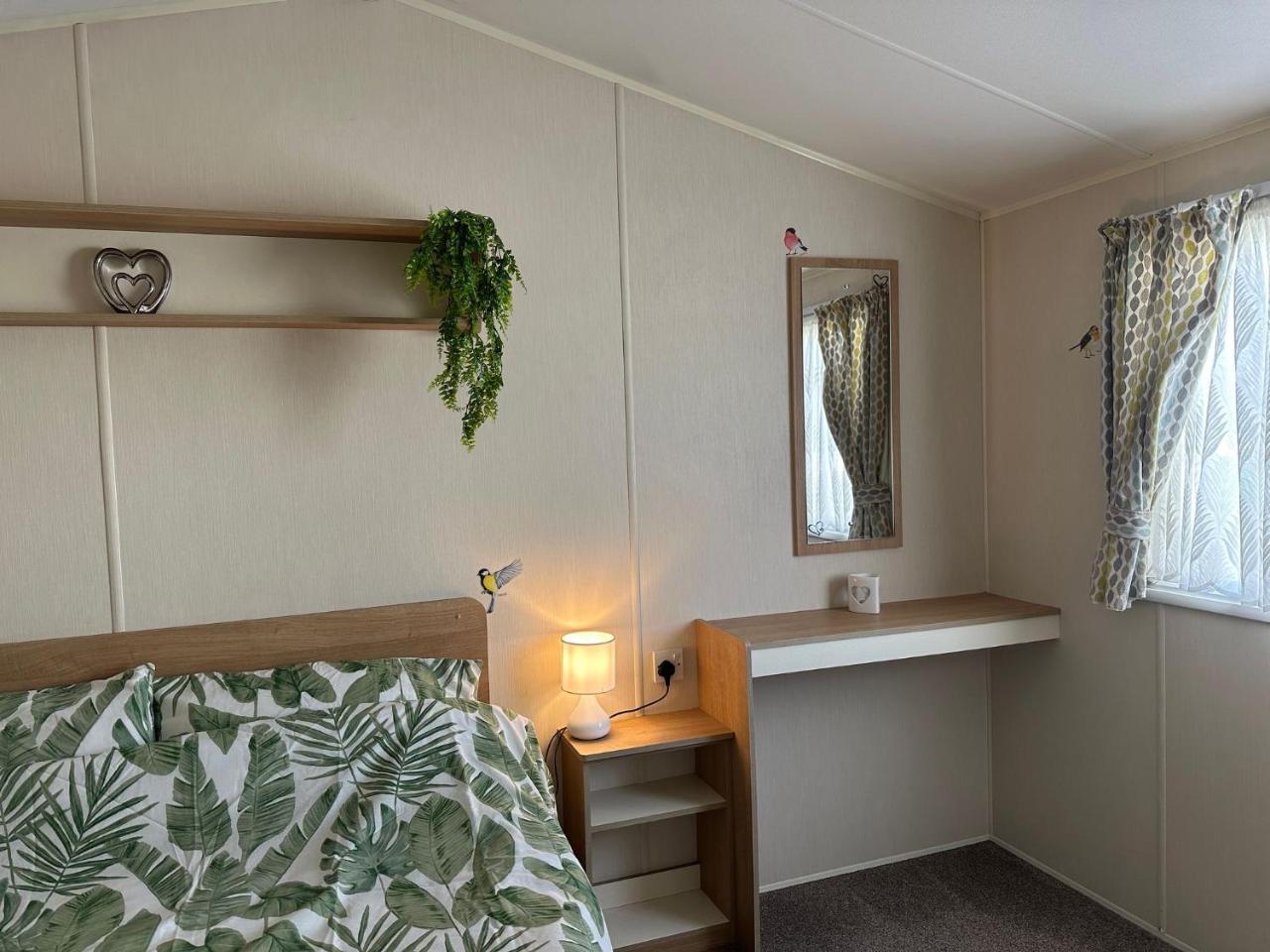 Cosy Static Caravan in Rye - carbon neutral hotel in Rye