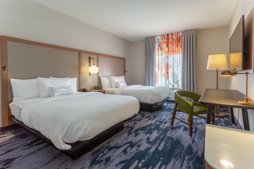 Fairfield Inn & Suites by Marriott Franklin - photo 4