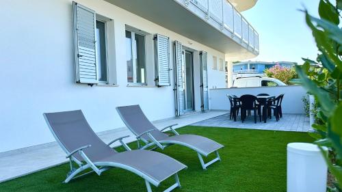 M411 Marcelli nuovo trilocale con corte privata — 4-Star Luxury Hotel in Marcelli, Italy