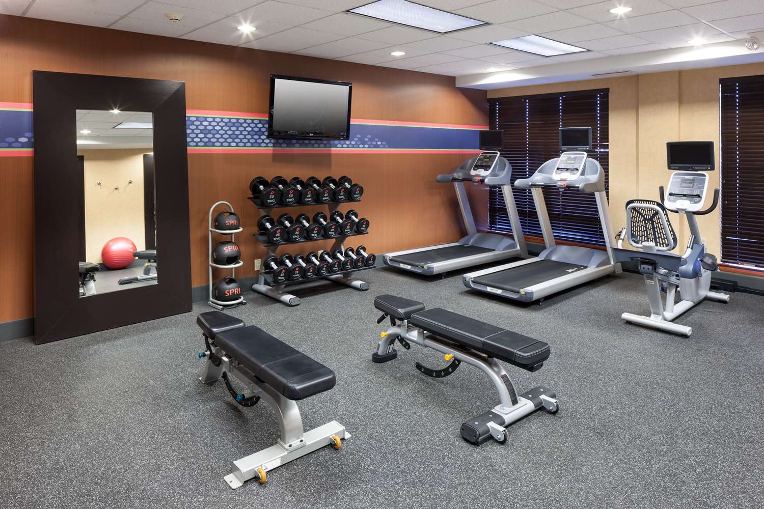 Hampton Inn Kansas City Liberty - photo 18