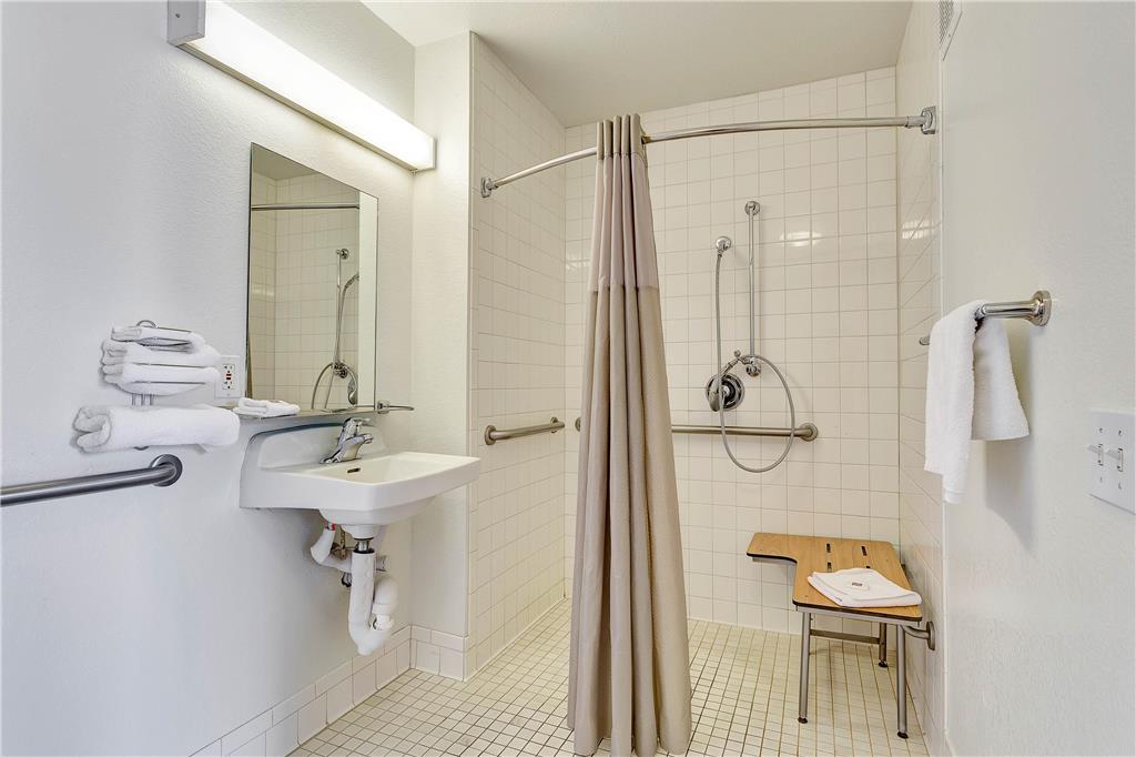 Motel6 Santa Rosa South - photo 13