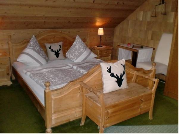 Hotel Post Garni - carbon neutral hotel in Bichlbach