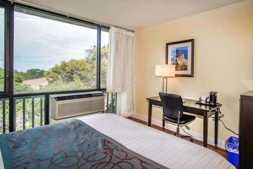 Red Lion Hotel Monterey - photo 10