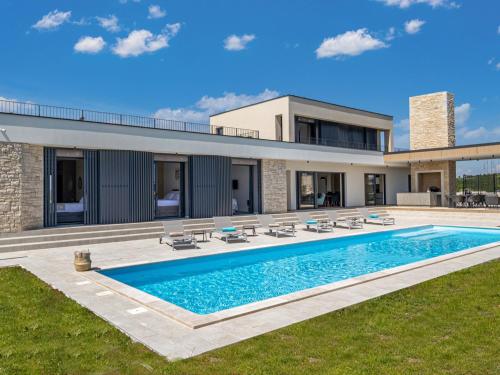 Villa La Perla by Interhome — 4-Star Luxury Hotel in Brtonigla, Croatia