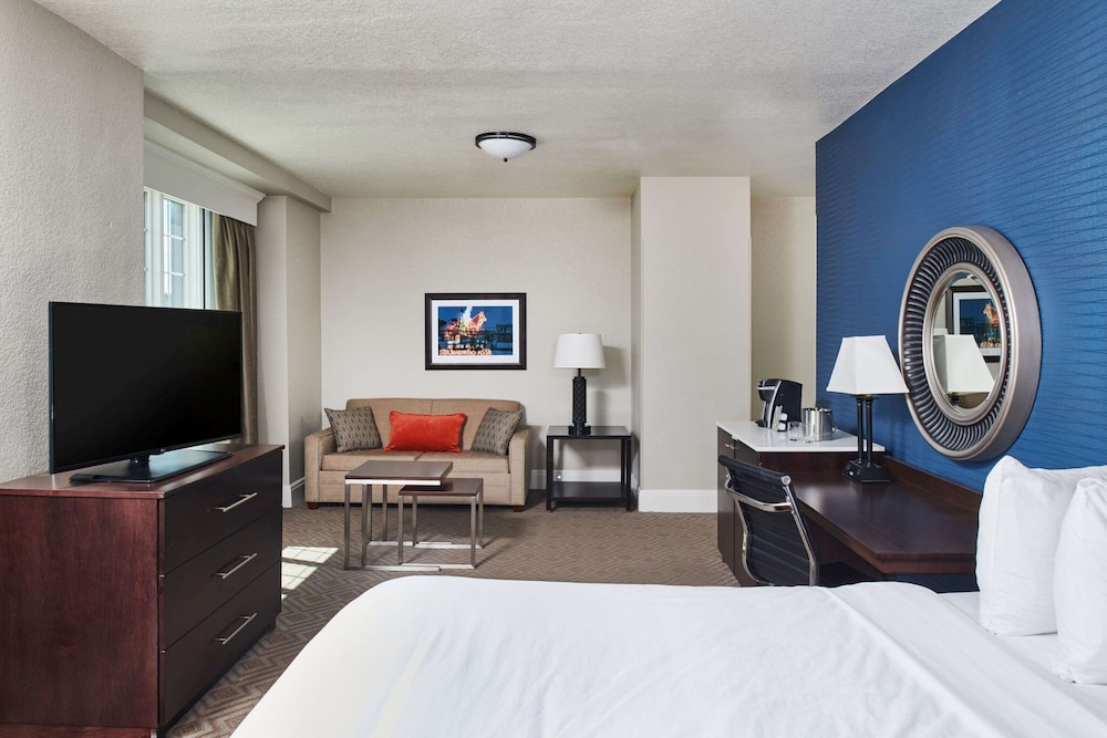 Hotel Alex Johnson Rapid City Curio Collection by Hilton - photo 19