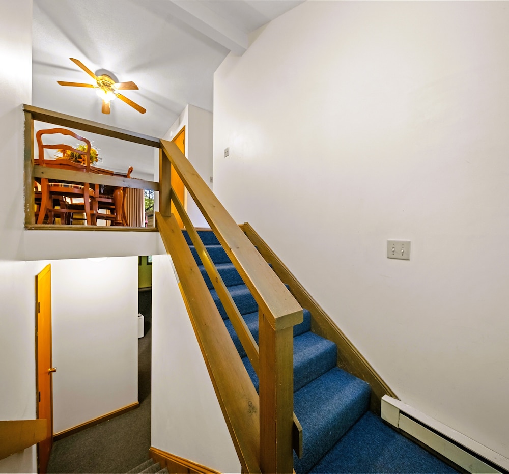 Evergreen Valley Inn - photo 73