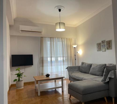 Spacious 2 Bedroom Apartment 10 minutes from Kallimarmaro — 4-Star Luxury Hotel in Athens, Greece