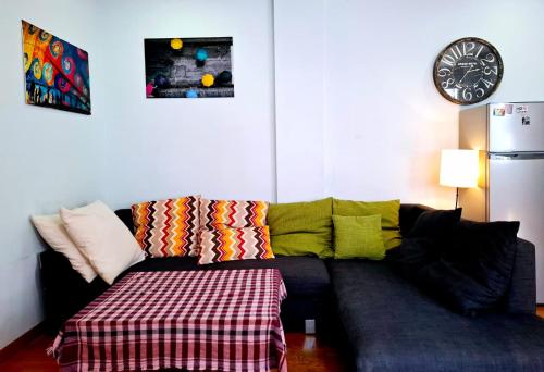 City Center 2BDR Apartment near Rustaveli Av