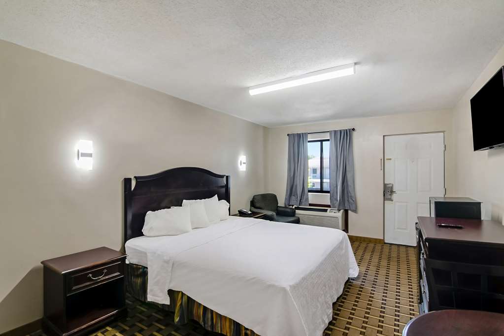 Americas Best Value Inn Torrington CT - photo 20