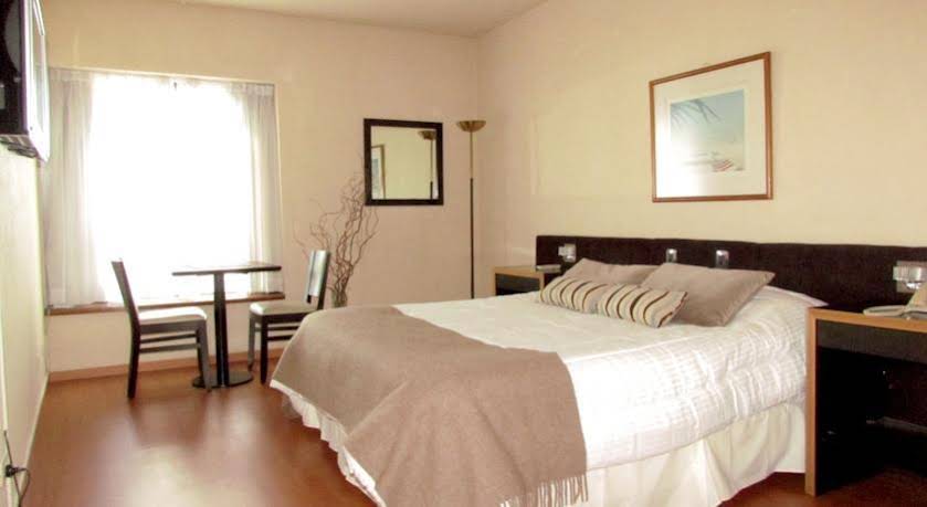 Av Corrientes 818 La Belle Suites — 4-Star Luxury Hotel in Buenos Aires, Argentina