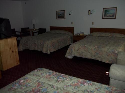 River Valley Inn - photo 3