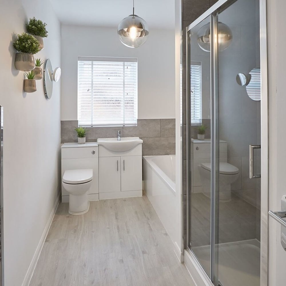 Host Stay Endeavour I