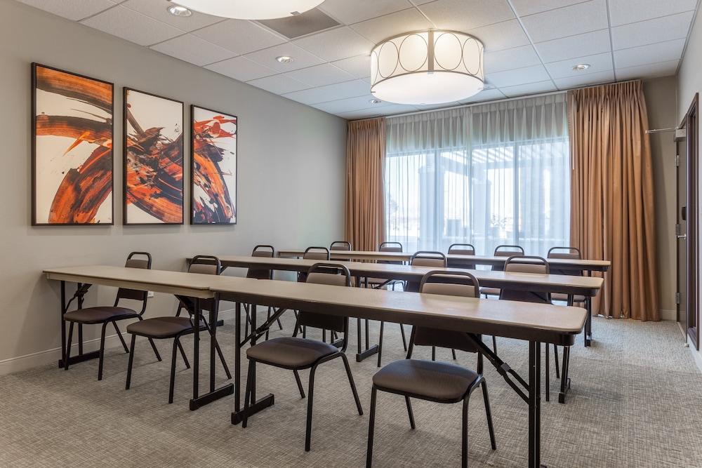 Candlewood Suites Fargo South Medical Center by IHG - photo 25