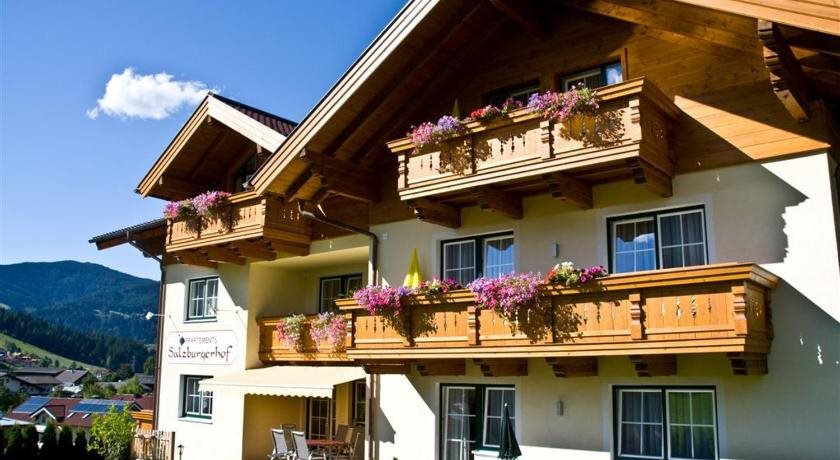 Appartements Salzburgerhof — 4-Star Luxury Hotel in Flachau, Austria
