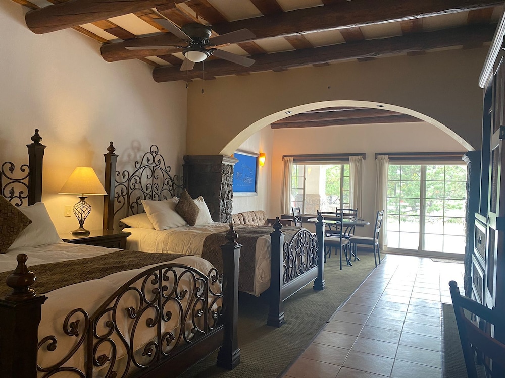 Quinta Mision Chihuahua — 5-Star Luxury Hotel in Creel, Mexico