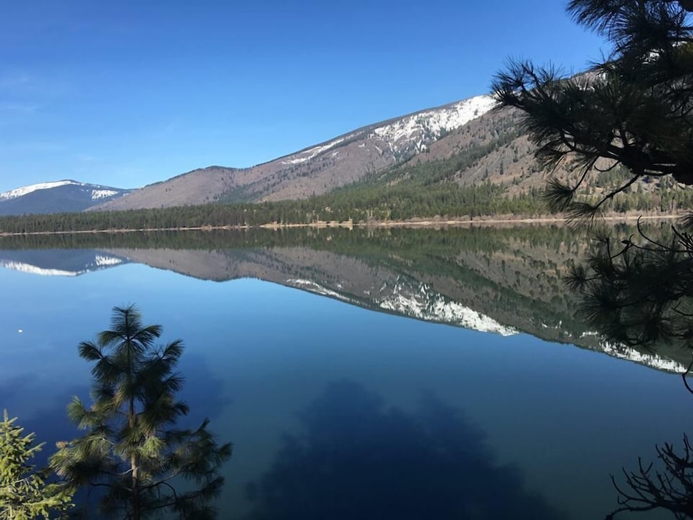 Lakeside Resort and Motel - photo 184