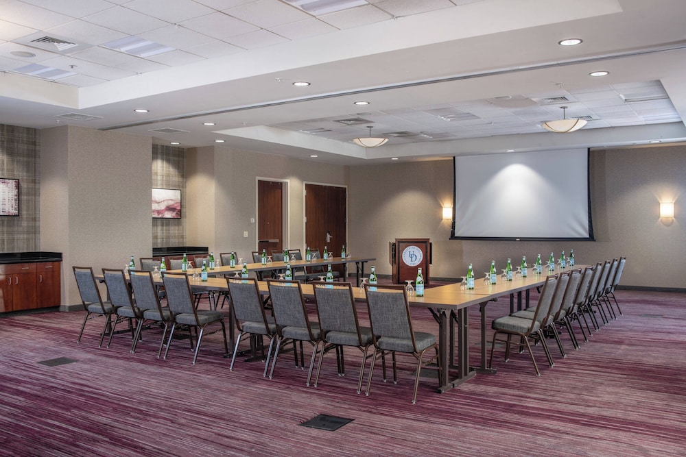 Courtyard by Marriott Newark University of Delaware - photo 33