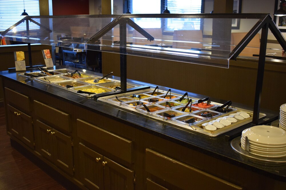 Best Western Wichita North Hotel and Suites - photo 55