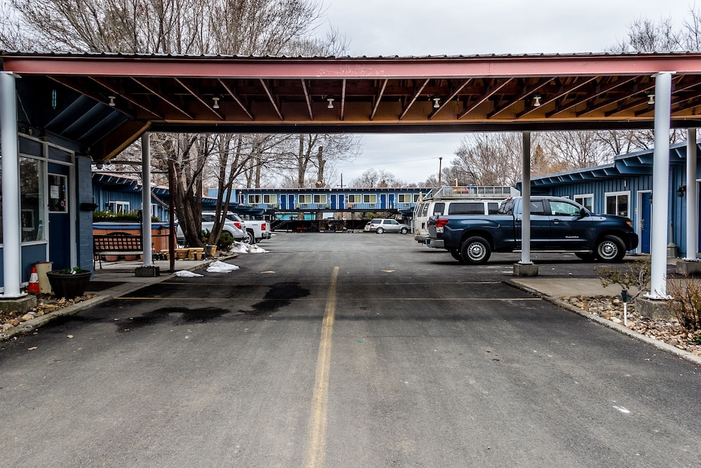Lakeview Lodge Motel - photo 15