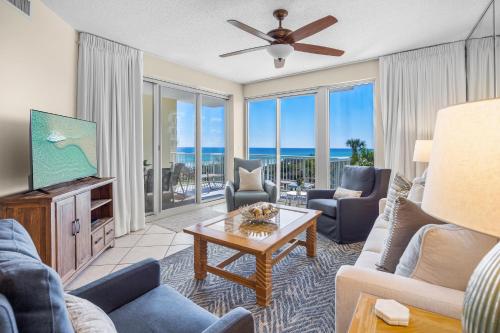 The Crescent 205 - last minute hotel in Destin