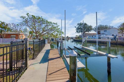 Edgewater - carbon neutral hotel in Bradenton