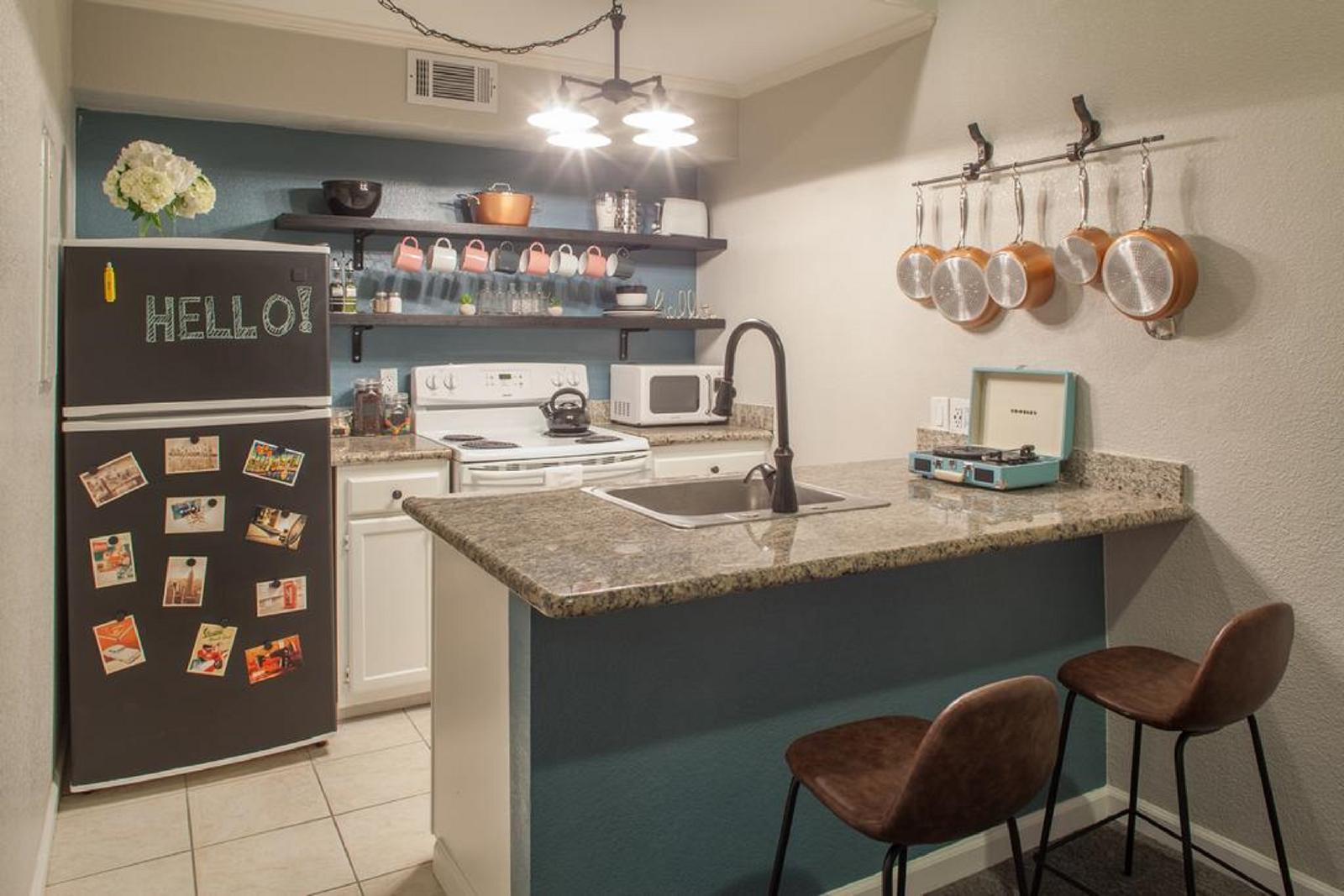 Cloverleaf Suites - photo 13