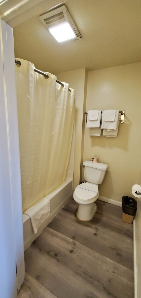 Anaheim National Inn - photo 72