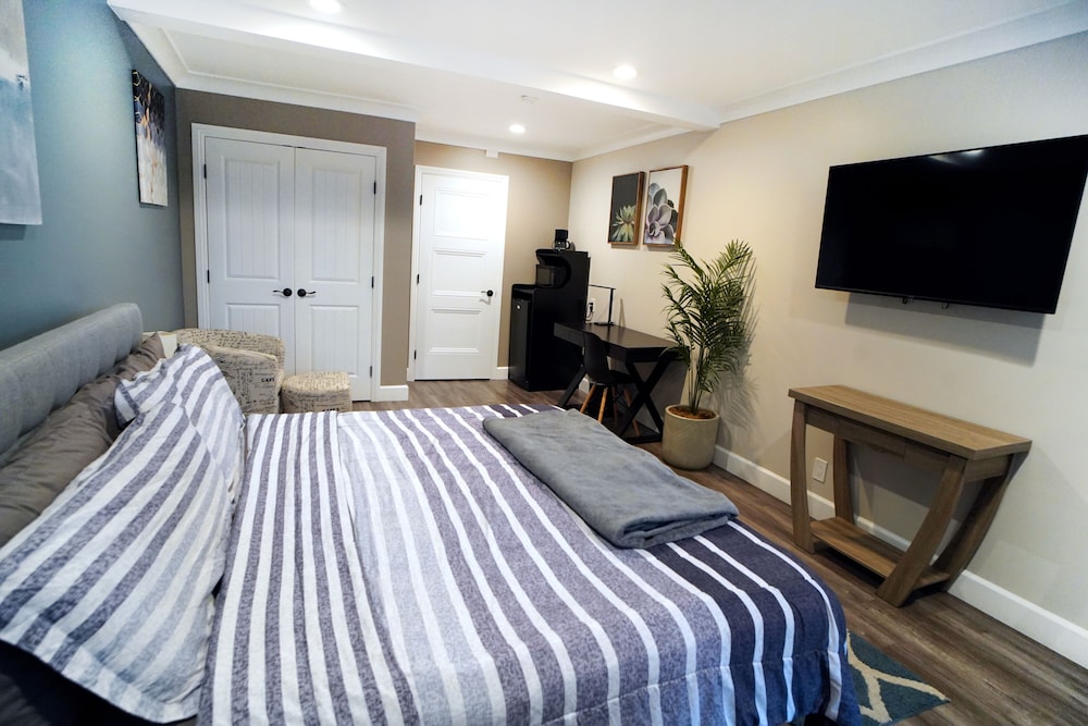 Anaheim Executive Inn & Suites - photo 37