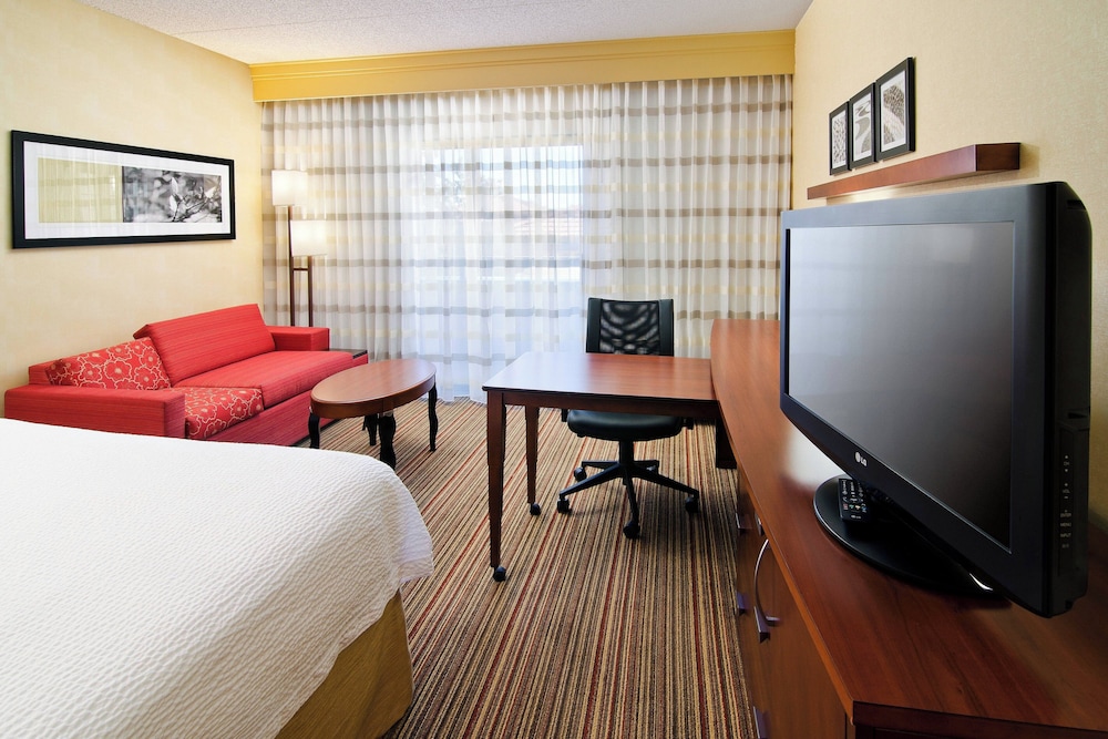 Courtyard by Marriott Albuquerque Airport - photo 7