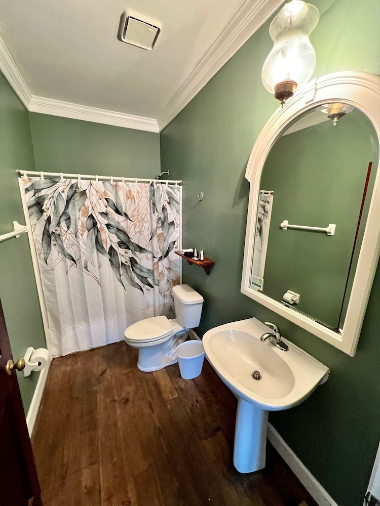 Barksdale House Inn - photo 36