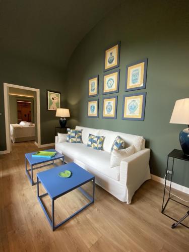 Green Luxury Apartment — 4-Star Luxury Hotel in Palermo, Italy