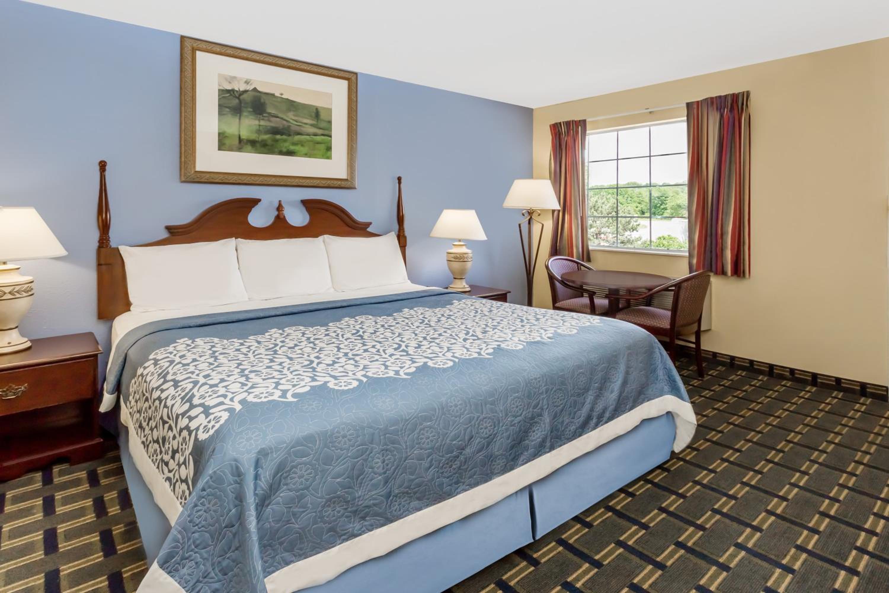 Days Inn by Wyndham Plymouth - photo 12