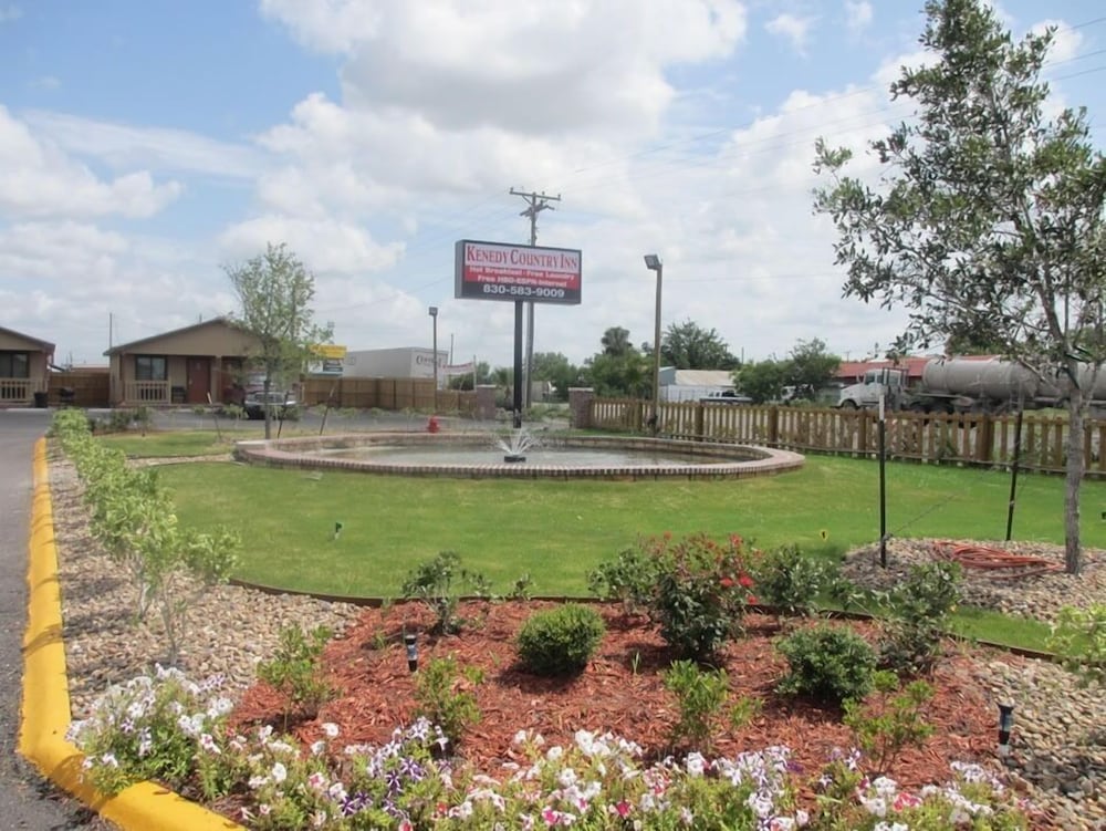 Kenedy Country Inn - featured photo