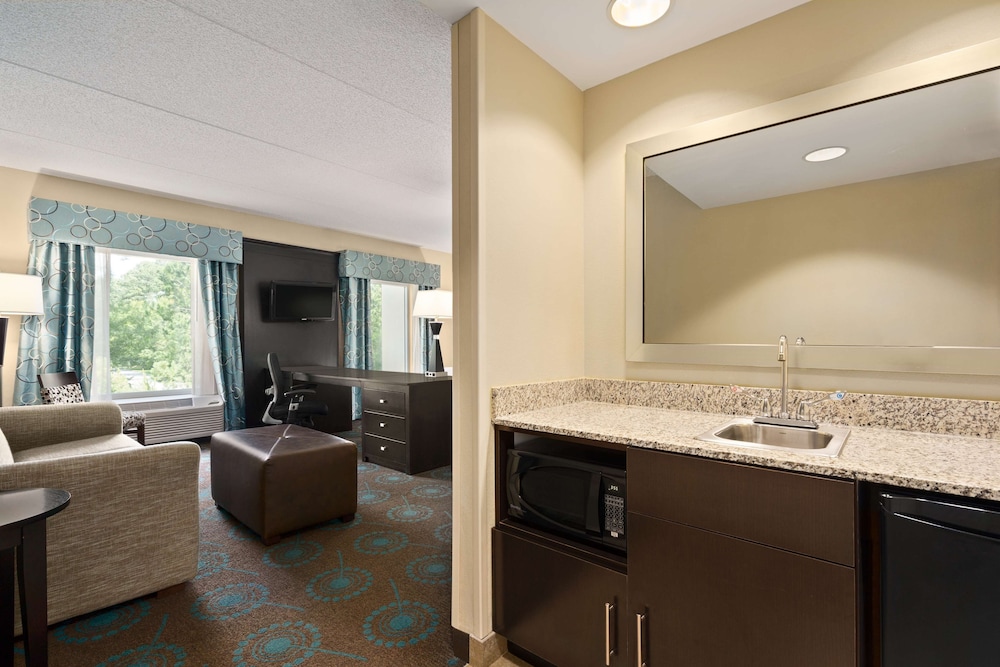 Hampton Inn & Suites Bluffton Sun City - photo 10