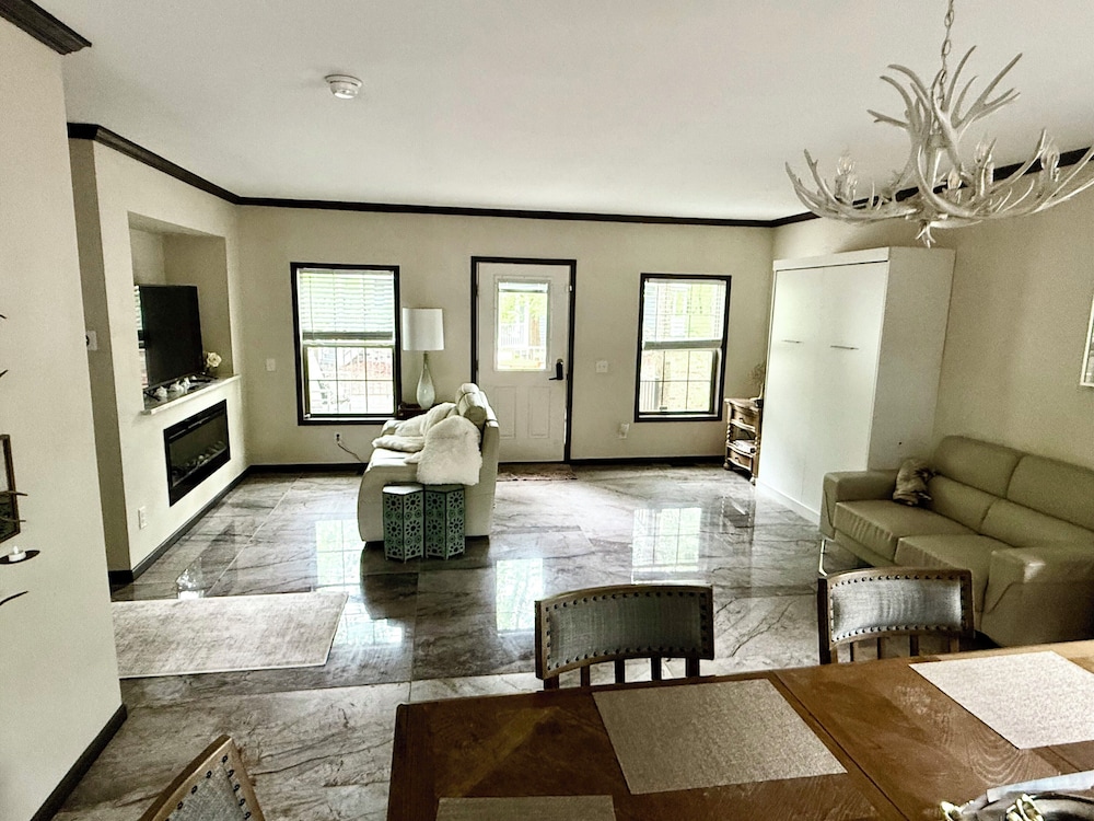 Swan Lake Resort Rentals - photo 127