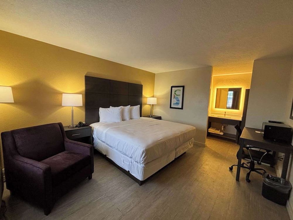 Studio 6 Suites Charlotte NC Northlake - photo 7