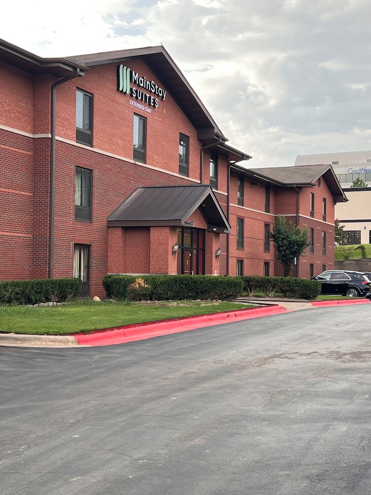MainStay Suites Little Rock West Near Medical Centers - photo 26
